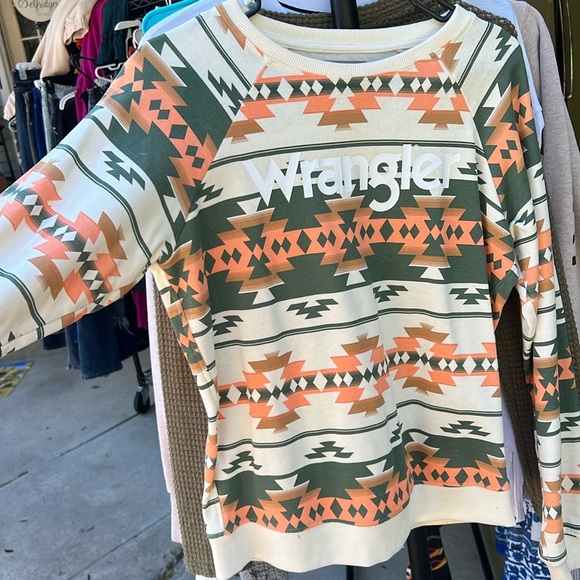 Wrangler Sweaters - Aztec wrangler sweater top